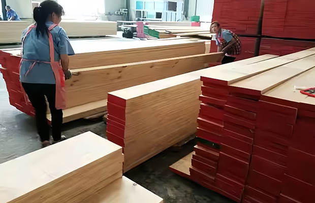 3-LVL-laminated-Veneer-Lumber