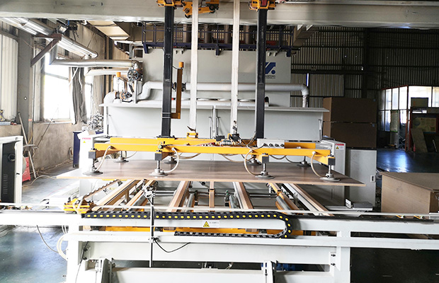 Premium-Panel-Production
